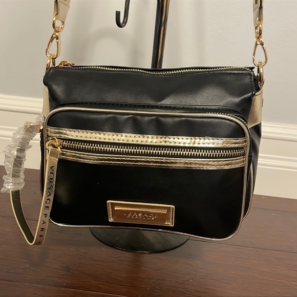 Authentic Versace crossbody cosmetics bag - Picture 6 of 14